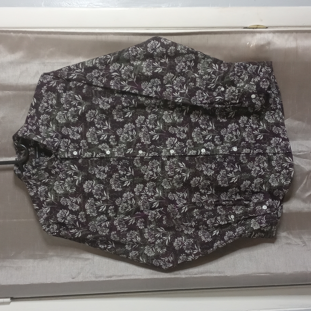 INC - 100% Cotton Shirt (Medium 15-15.5 Neck/ 32-33 Sleeves